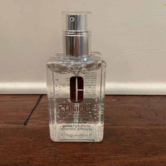 Clinique Other - Clinique Dramatically Different Hydrating Jelly LARGE Size 6.7 oz NEW!
